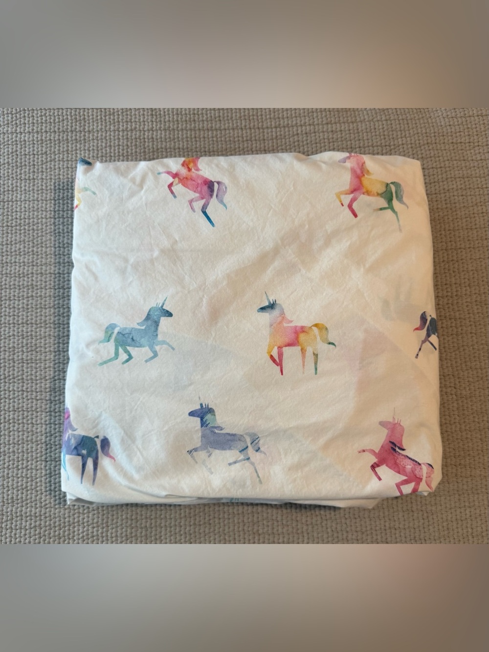 Pottery Barn Kids Fitted Sheet, Queen in Colorful Unicorn Print